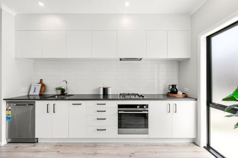 Photo of property in 78 Mawai Hakona Drive, Wallaceville, Upper Hutt, 5018