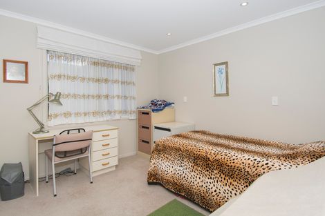 Photo of property in 12 Montrose Place, Pyes Pa, Tauranga, 3112