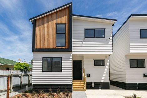 Photo of property in 6 Woodcarver Lane, Titahi Bay, Porirua, 5022