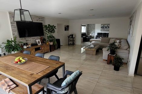 Photo of property in 5 Alloway Street, Westgate, Auckland, 0614