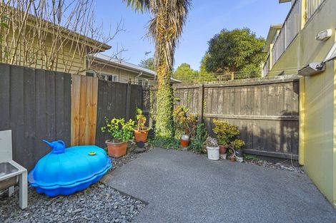 Photo of property in 2/54 Champion Street, Edgeware, Christchurch, 8013