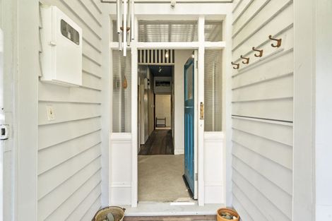 Photo of property in 1 Moir Street, Mount Victoria, Wellington, 6011