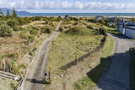 Photo of property in 3 Beachview Grove, Peka Peka, Waikanae, 5391