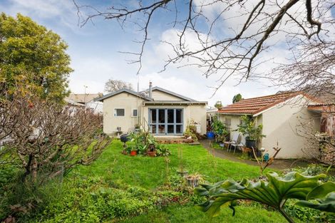 Photo of property in 85 Shamrock Street, Takaro, Palmerston North, 4412