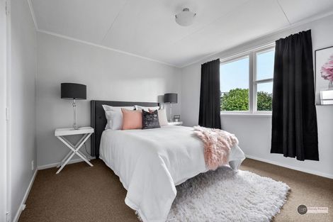 Photo of property in 2/121 Clouston Park Road, Clouston Park, Upper Hutt, 5018