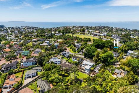 Photo of property in 163 Browns Bay Road, Browns Bay, Auckland, 0630