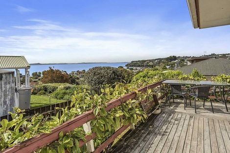 Photo of property in 3 Leal Place, Manly, Whangaparaoa, 0930