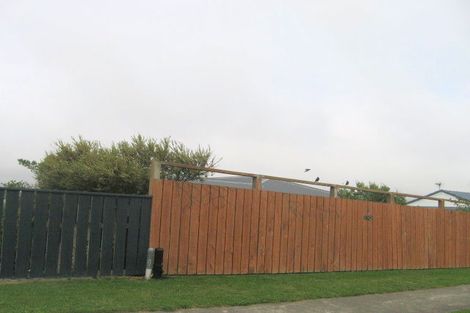 Photo of property in 18 Almora View, Ascot Park, Porirua, 5024
