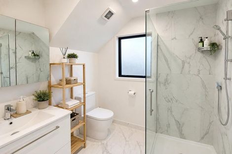 Photo of property in 1/137 View Road, Sunnyvale, Auckland, 0612
