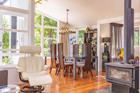 Photo of property in 274 High Street North, Carterton, 5713