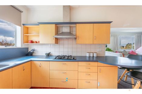 Photo of property in 60 Timaru Road, Waimate, 7924