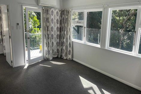 Photo of property in 1/8 Kaitawa Road, York Bay, Lower Hutt, 5013