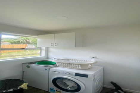 Photo of property in 32 Candia Road, Swanson, Auckland, 0614