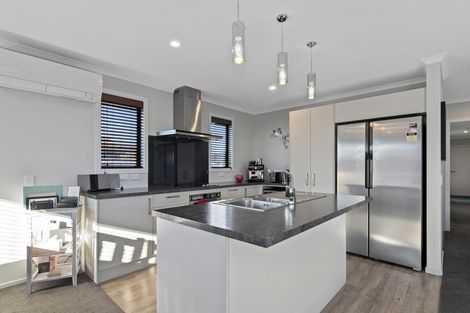 Photo of property in 16 Reserve Lane, Brightwater, 7022