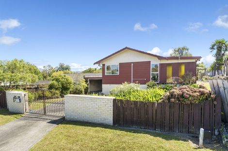 Photo of property in 19 Pankhurst Place, Sunnyvale, Auckland, 0612