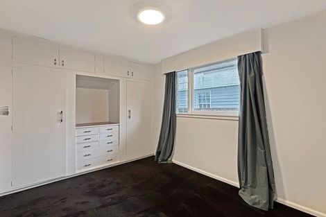 Photo of property in 416 Memorial Avenue, Burnside, Christchurch, 8053