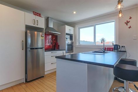 Photo of property in 42 Kelly Street, Inglewood, 4330