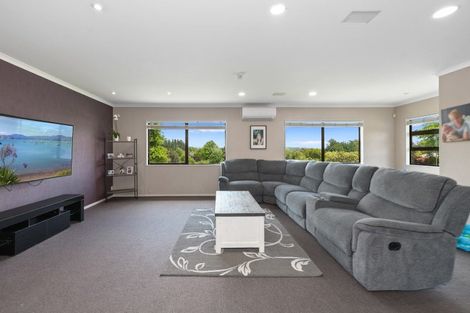 Photo of property in 32 Cotswold Place, Ohauiti, Tauranga, 3112