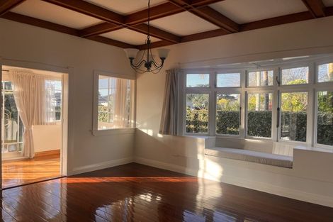 Photo of property in 11 Norwood Road, Bayswater, Auckland, 0622