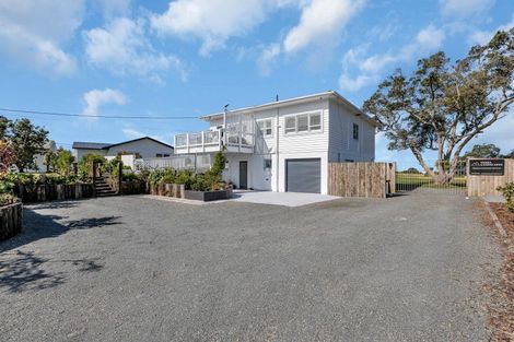 Photo of property in 72 Marsden Point Road, Ruakaka, 0116