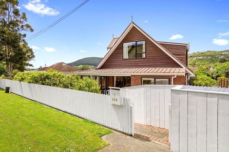 Photo of property in 1/268 Main Road, Tawa, Wellington, 5028