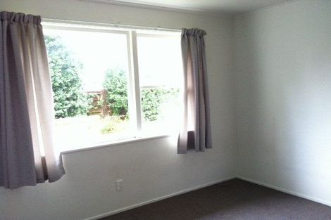 Photo of property in 2/8 Hillcrest Road, Papatoetoe, Auckland, 2025