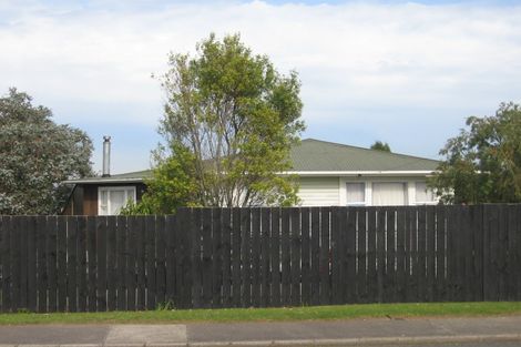 Photo of property in 238 Don Buck Road, Massey, Auckland, 0614