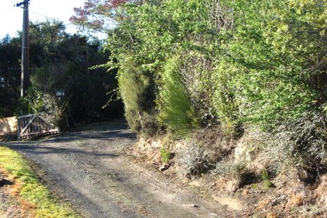 Photo of property in 132 Doctors Point Road, Waitati, 9085
