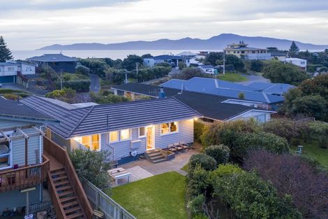 Photo of property in 260 Rosetta Road, Raumati Beach, Paraparaumu, 5032
