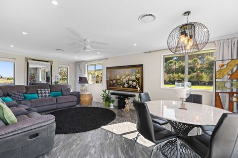 Photo of property in 662 No 3 Line, Okoia, Wanganui, 4582