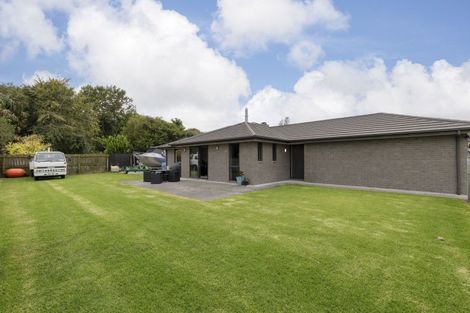 Photo of property in 40 Dreaver Drive, Waitara, 4320