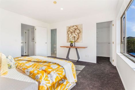 Photo of property in 4/23 Charlenne Close, Ranui, Auckland, 0612