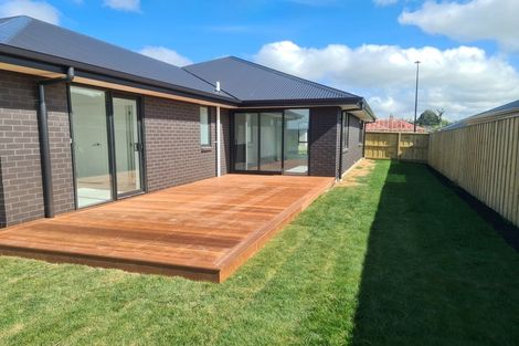 Photo of property in 27 Quinn Crescent, Woodend, 7610