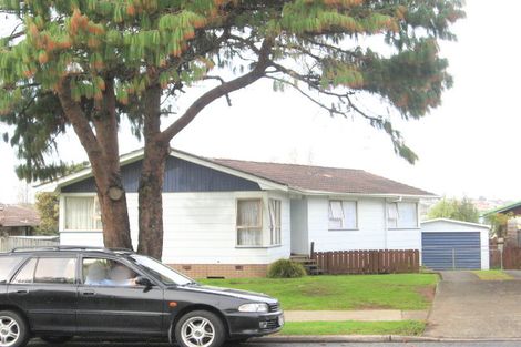 Photo of property in 54 Casuarina Road, Half Moon Bay, Auckland, 2012