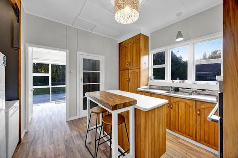 Photo of property in 26 Tainui Terrace, Inglewood, 4330