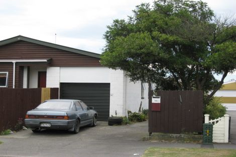 Photo of property in 2/17 Kawau Crescent, Bromley, Christchurch, 8062