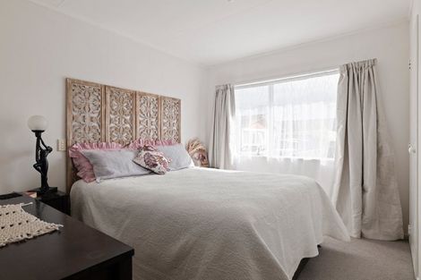 Photo of property in 2/16 Parkers Road, Tahunanui, Nelson, 7011