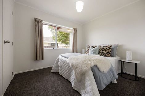 Photo of property in 6 Kentucky Crescent, Nawton, Hamilton, 3200