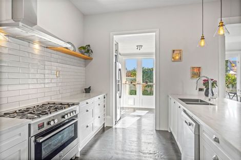 Photo of property in 121 Winchester Street, Merivale, Christchurch, 8014