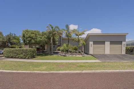 Photo of property in 6 Prescott Place, Pauanui, Hikuai, 3579