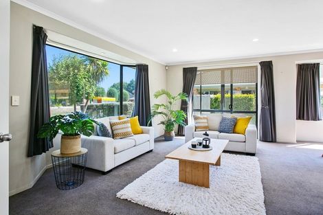 Photo of property in 9 Chesterton Drive, Leamington, Cambridge, 3432