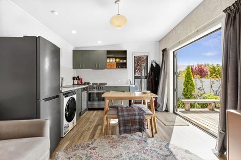 Photo of property in 60 Neplusultra Street, Cromwell, 9310