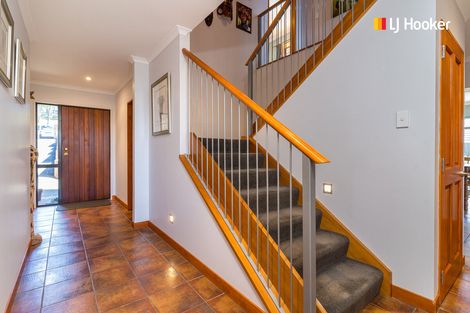 Photo of property in 41 Highgrove, Saint Clair, Dunedin, 9012