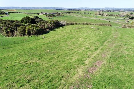 Photo of property in 107 Laing Road, Karaka, Papakura, 2580