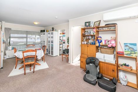 Photo of property in 177 Hakanoa Street, Huntly, 3700