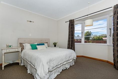 Photo of property in 19 Bounty Street, Bryndwr, Christchurch, 8053