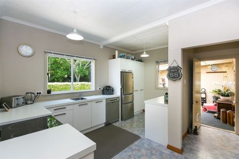 Photo of property in 160 Henwood Road, Paraite, New Plymouth, 4372