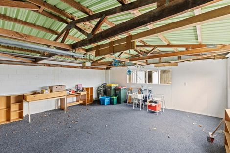 Photo of property in 10 Leon Place, Waitara, 4320