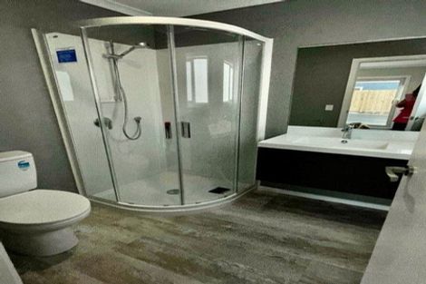 Photo of property in 24 Koru Loop, Paraparaumu, 5032