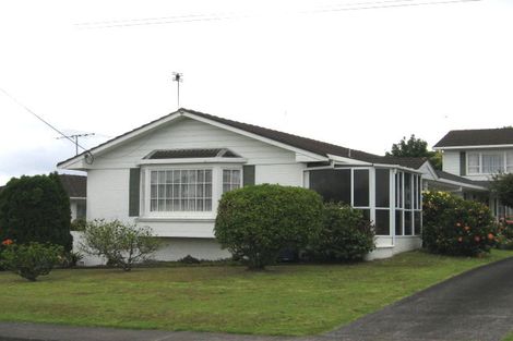 Photo of property in 1/3 Gordon Avenue, Forrest Hill, Auckland, 0620